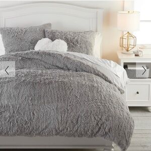 Pottery Barn Teen Fluffy Luxe Duvet Set